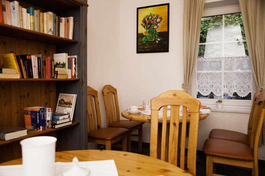 Pension Altstadt Borna Extérieur photo